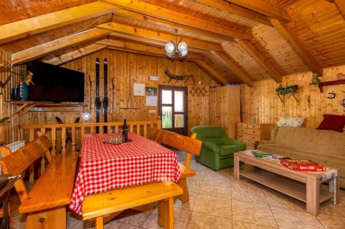 Holiday house with a swimming pool Breze, Novi Vinodolski - 20493