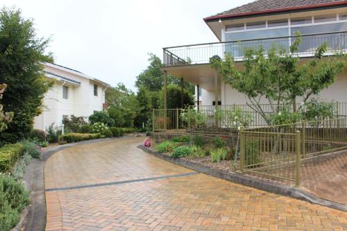 Κήπος έξω από το Leura Fairways East