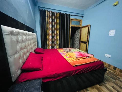 Gambar di galeri bagi Shanti Cafe & Hostels di Kasol