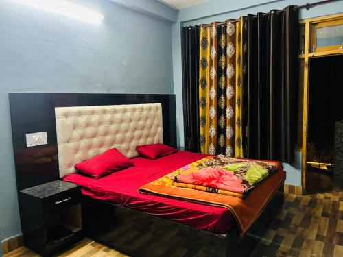 Gambar di galeri bagi Shanti Cafe & Hostels di Kasol
