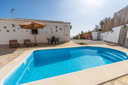 The swimming pool at or close to Villa El Retiro