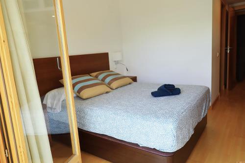 Postel nebo postele na pokoji v ubytování Cientos1 Jaca
