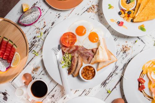 Eten bij of ergens in de buurt van het hotel

