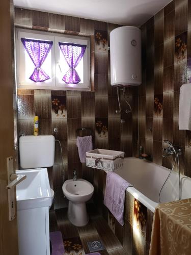 Bilik mandi di Apartment Magdic
