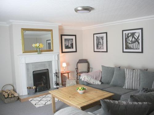 Cooper's Riverside Cottage - UK34730 – Photos 2