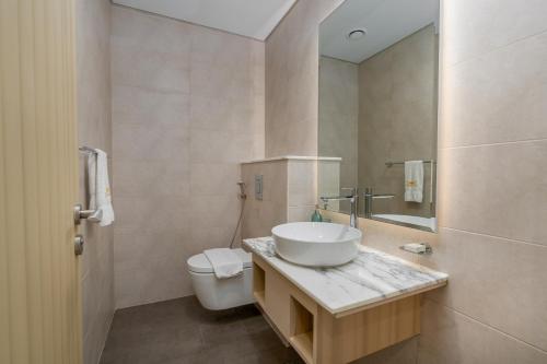Koupelna v ubytování LuxBnB Paramount Midtown SeaView