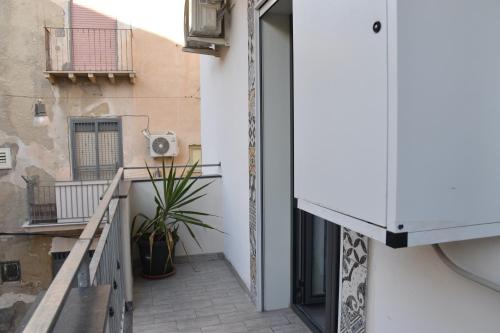 Un balcón o terraza de B&B Aurora