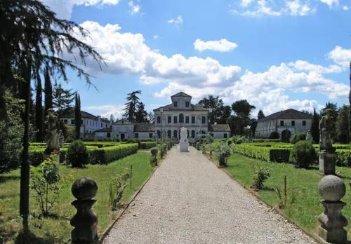 Taman di luar Villa Navagero Erizzo - Ca' Rocchetto 2
