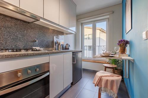 Porto Design Studio - Bright, Modern & Central