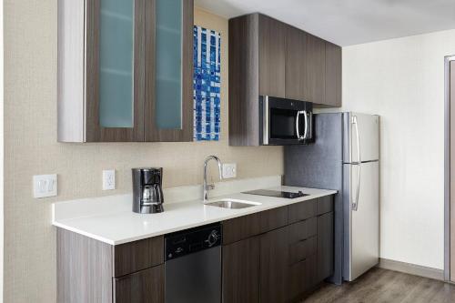 Residence Inn by Marriott Dallas Downtown Image
