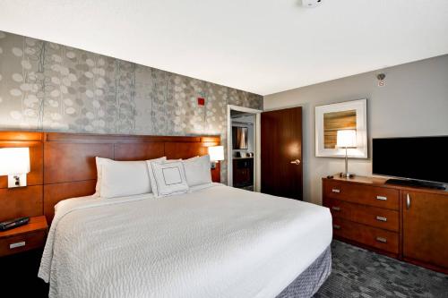 Courtyard by Marriott Jacksonville Airport/ Northeast Image