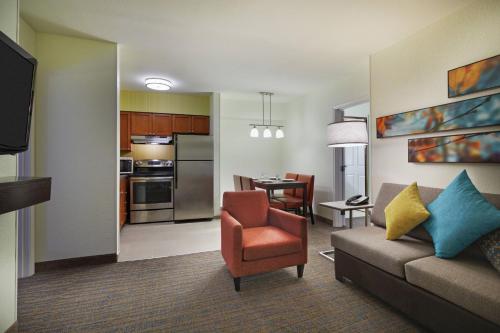 Residence Inn Houston by The Galleria Image