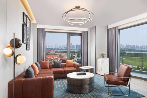 Χώρος καθιστικού στο Four Points by Sheraton Nanchang, Xihu