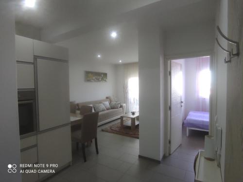 Η κουζίνα ή μικρή κουζίνα στο HELA Lux apartment