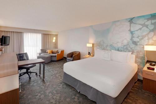 Courtyard by Marriott San Antonio Airport/North Star Mall Image