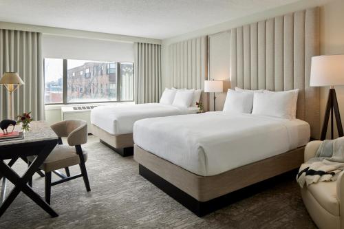 Capitol Hill Hotel Image