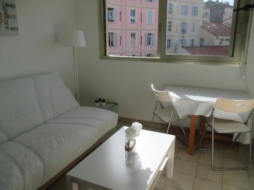 Studio à 5 minutes à pied des plages et de la croisette