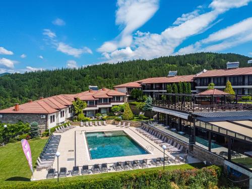 Bazén v ubytování Rocca Resort nebo v jeho okolí