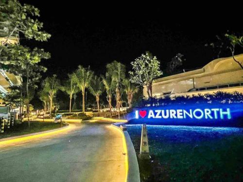 Φωτογραφία από το άλμπουμ του Serena Home Staycation at Azure North σε Lagundi