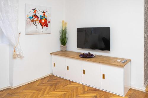 Daloro Suite