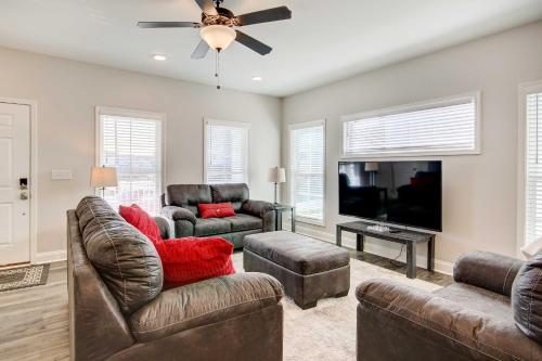 Spacious Augusta Vacation Home with Deck – Photos 2