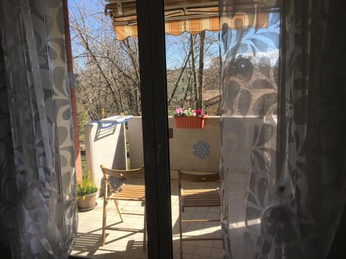 Fotografie z fotogalerie ubytování Appartamento con due camere da letto e free park v destinaci Verona