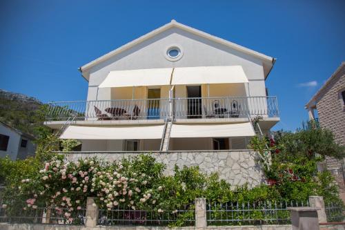 Apartments with parking space Orebic, Peljesac - 10251