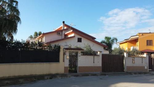 Villavenezia via Ruggero il Normanno
