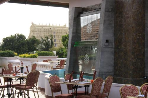 Hotel Rajadhaniの敷地内または近くにあるプール