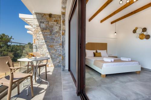 Postel nebo postele na pokoji v ubytování Ermioni Sea View Hotel