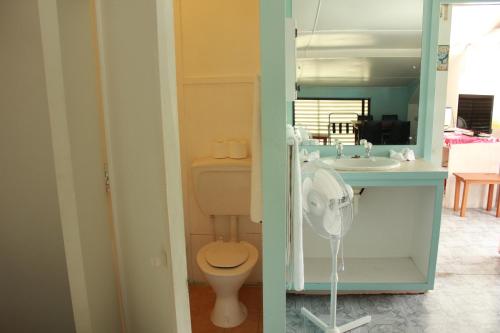 
A bathroom at Paradise Inn
