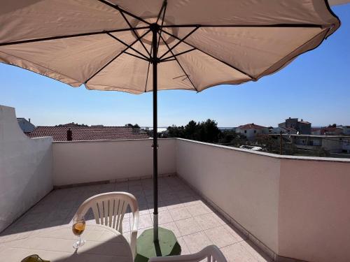 Family apartments with balcony D&A AE1590