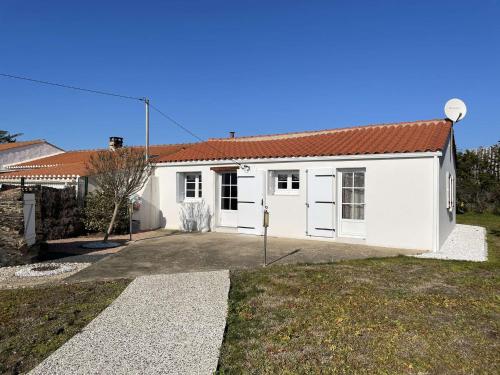 Maison 3 pièces avec jardin clos, terrasse, et équipements à 1,9 km de la plage - 6 couchages - FR-1-224-779