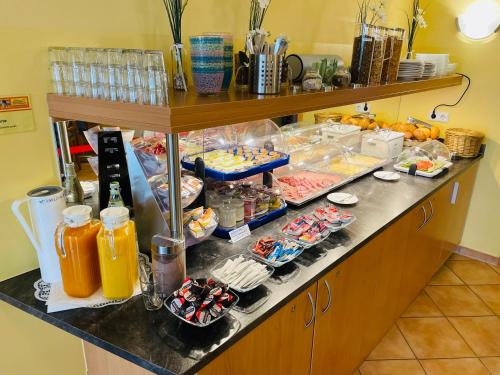 Comida en la casa de huéspedes o alrededores