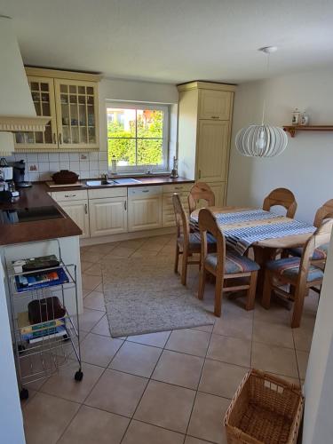 Dapur atau dapur kecil di Sonnenhus 1 - BreegeRügen