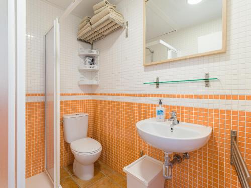 Koupelna v ubytování Granada I Apartments