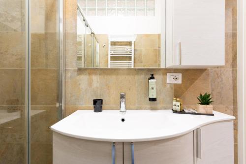 [Isola-Zara] Modern apartment, Duomo in 10min
