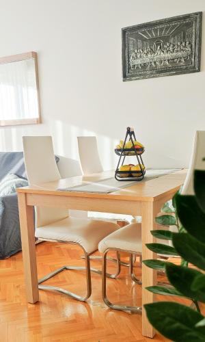 Nikolic Apartment