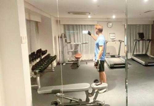 Γυμναστήριο ή/και όργανα γυμναστικής στο Horizon 101 CCLX Sea View Unit 47F