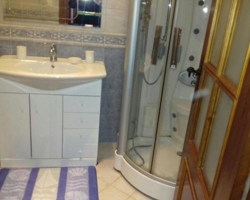 Ванна кімната в EDyar nakhil Appartement