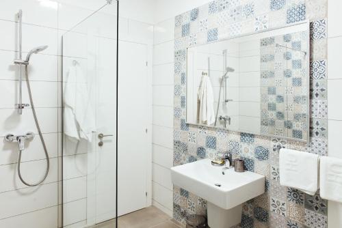 Koupelna v ubytování Hotel Hermes Budva