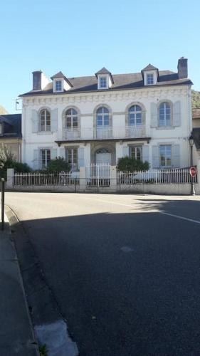 Magnifique maison de maître du 18e avec jardin