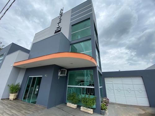 Bangunan di mana terletaknya hotel