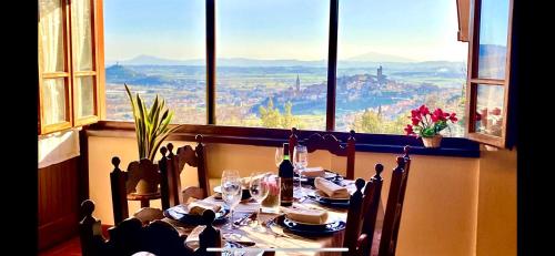 Fotografie z fotogalerie ubytování Panoramic View Village of Villa Luigina Cortona v destinaci Castiglion Fiorentino