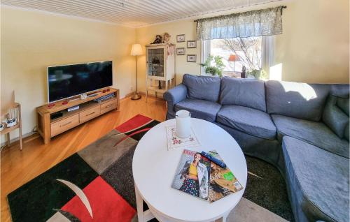 Gallery image of 3 Bedroom Stunning Home In Kållekärr in Fagerfjäll Tjörn