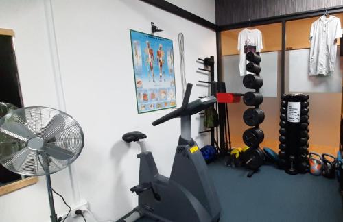 Фитнес-центр и/или тренажеры в Lioness Estate - Fitness Studio for Hire