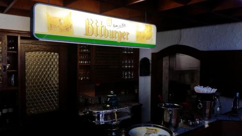 Ο χώρος του lounge ή του μπαρ στο Hotel Dorfschenke