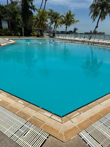 Piscina en o cerca de Mila Seaview Regency Tanjung Tuan