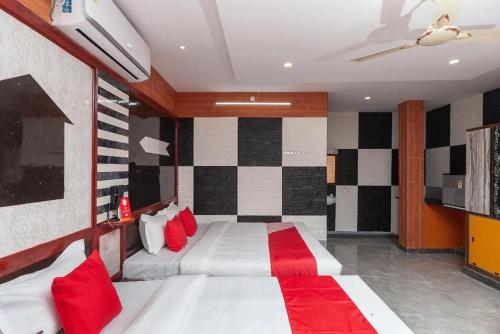Gnanam Beach Residencyにあるベッド