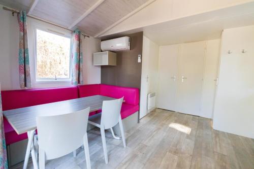 Φωτογραφία από το άλμπουμ του Camping VITAMIN DIEPPE σε Saint-Aubin-sur-Scie